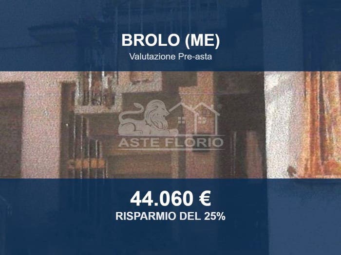 Appartamento quadrilocale in vendita in Via Sotto Castello SN, Brolo