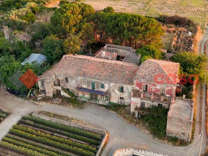 Casa in vendita in Via Botteghelle snc, San Pietro Santa Maria delle Grazie, Milazzo