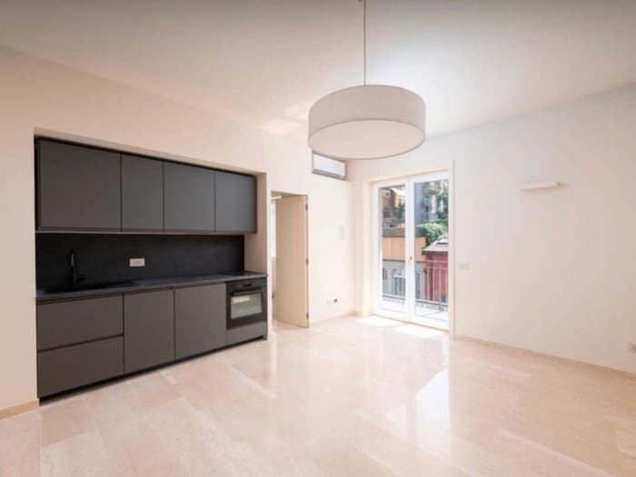 Appartamento bilocale in vendita in Via Niccolò Copernico, Centrale, Milano