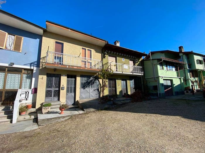 Casa quadrilocale in vendita in Via Celso Bert, Pinasca Dubbione, Pinasca