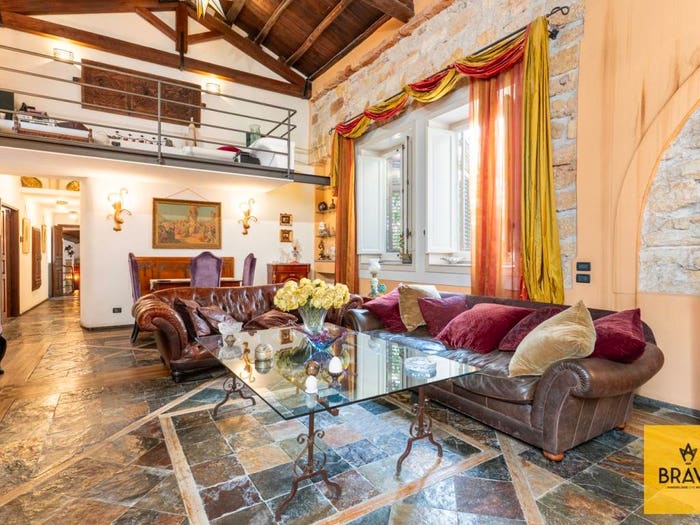 Appartamento con 6 locali in vendita in Via Alessandro Paternostro, Kalsa, Palermo