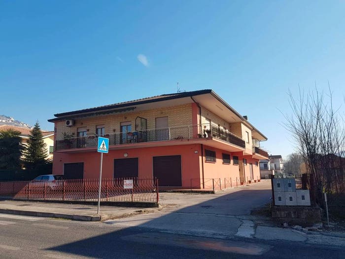 Appartamento con 5 locali in vendita in Via Valle, Centro, Arce