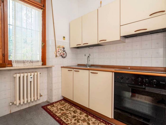 Appartamento bilocale in vendita in Via Vittorio Emanuele II, Sampeyre