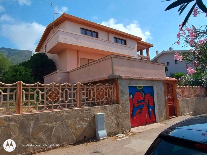 Appartamento con 6 locali in vendita in Via Federico Garcia Lorca, Cala Gonone, Dorgali