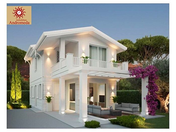 Casa con 5 locali in vendita in Via Francesco Carrara, Forte Dei Marmi