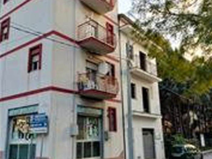 Appartamento quadrilocale in vendita in Viale Giacomo Leopardi Barcellona Pozzo di Gotto ME Italia, Barcellona Pozzo di Gotto