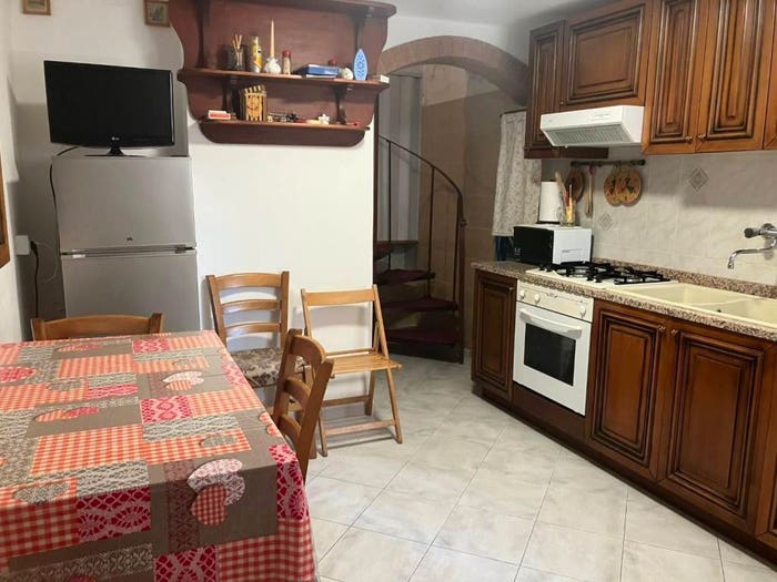 Casa trilocale in vendita in Via dei Bianchi, Centro, Castelnuovo Magra