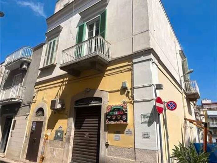 Casa quadrilocale in vendita in Centro, Canosa di Puglia