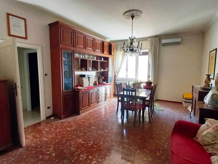 Appartamento quadrilocale in vendita in Via delle Fratte, Frascati