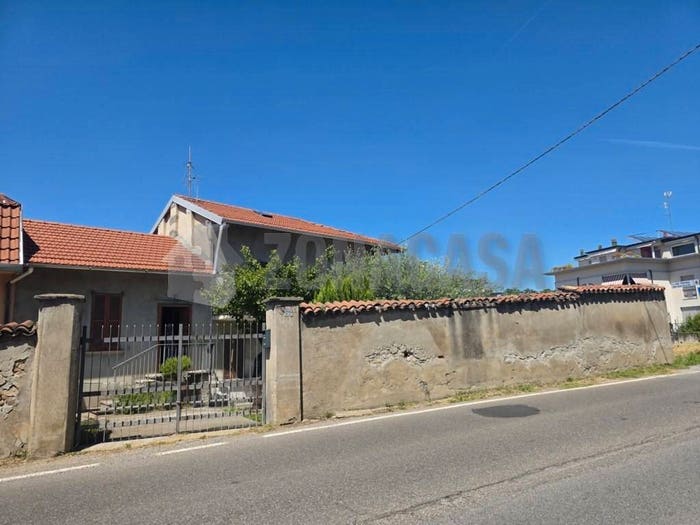Casa con 6 locali in vendita in Via Carnago, Solbiate Arno