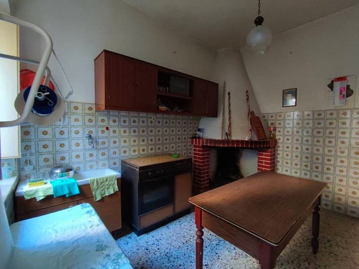 Casa con 5 locali in vendita in Via Sa Serra, Scano di Montiferro