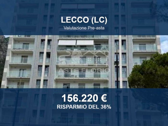 Appartamento quadrilocale in vendita in Piazzale dei Cappuccini, Castello Santo Stefano Turati Olate, Lecco