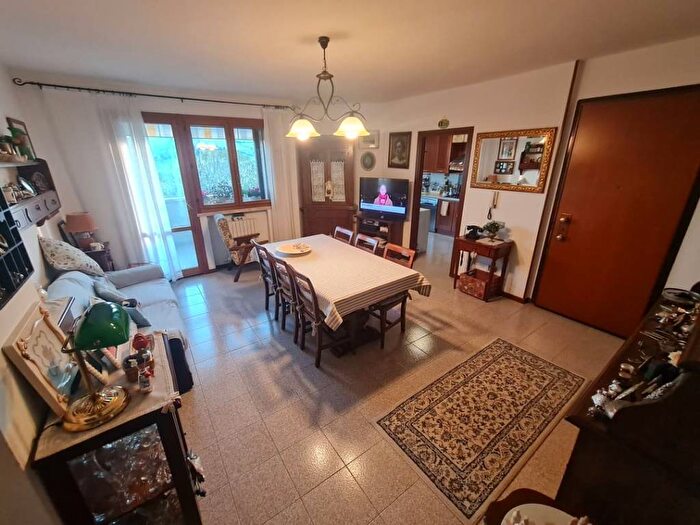 Appartamento quadrilocale in vendita in Q, Ancona