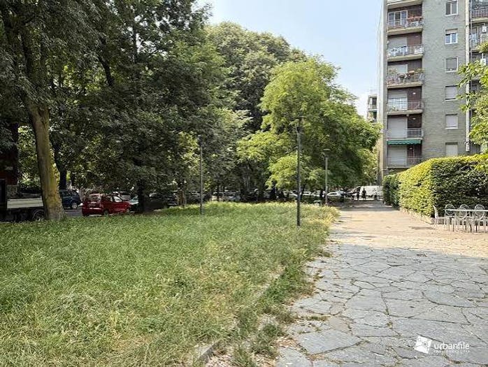Appartamento con 5 locali in vendita in Via Tranquillo Cremona, Pagano, Milano