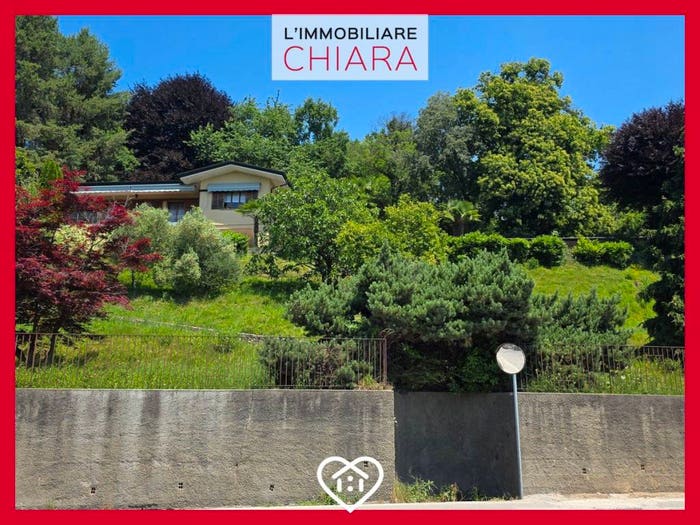 Casa con 6 locali in vendita in Via Lago, Centro, Besozzo