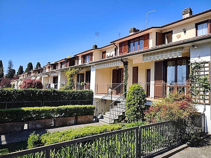 Casa con 6 locali in vendita in Orvieto