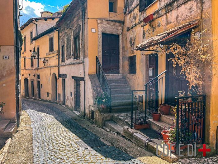 Appartamento bilocale in vendita in Corso Umberto, Poggio Nativo