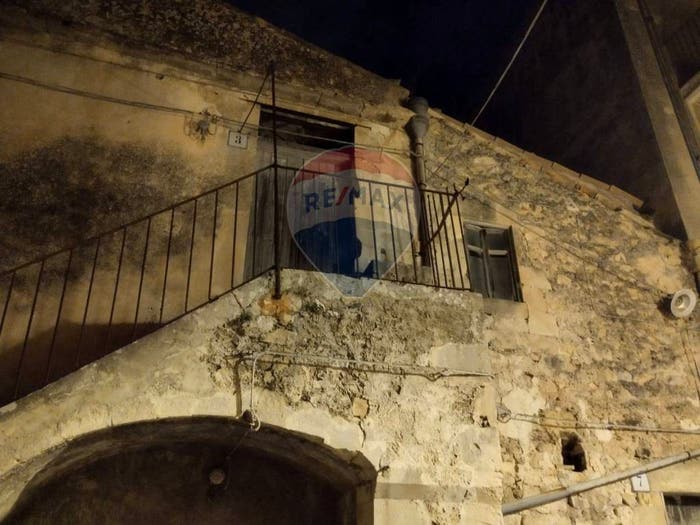 Casa trilocale in vendita in via Calvario, Modica Alta, Modica