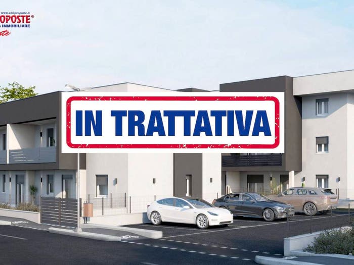 Appartamento quadrilocale in vendita in Via Guglielmo Marconi, Lazzate