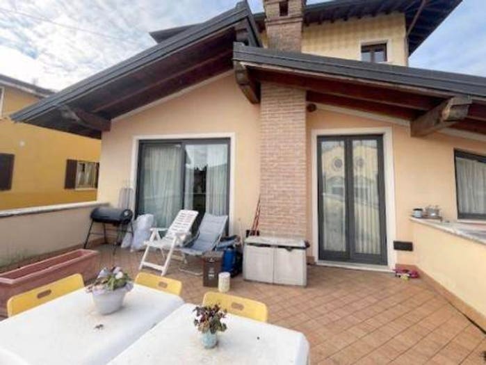 Appartamento bilocale in vendita in Via della Fontana di Sotto, Montinelle, Manerba del Garda