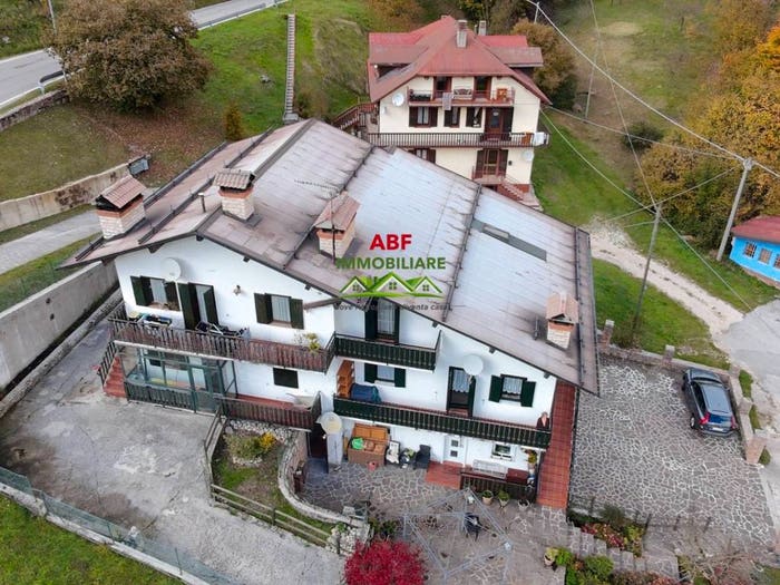 Casa con 6 locali in vendita in Via dell'Artigianato, Stoccareddo, Gallio
