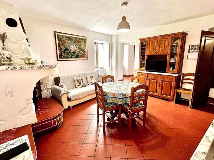 Casa con 5 locali in vendita in V Ortola, Bergiola Lavacchio, Massa