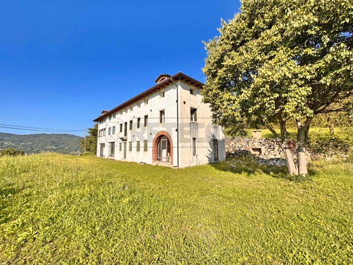 Casa con 6 locali in vendita in Via Fontanabona, Cornedo Vicentino