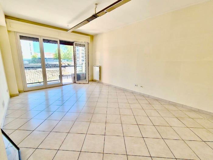 Appartamento quadrilocale in vendita in Via Angelo Battelli, San Francesco, Pisa