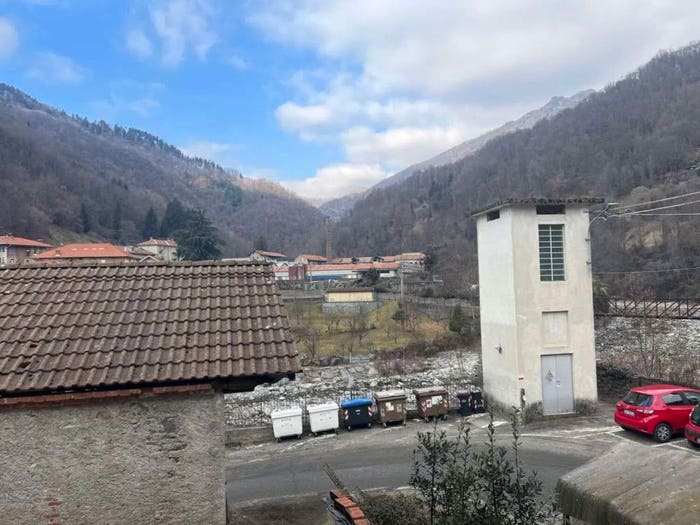 Appartamento con 5 locali in vendita in Via G Mazzini, Coggiola