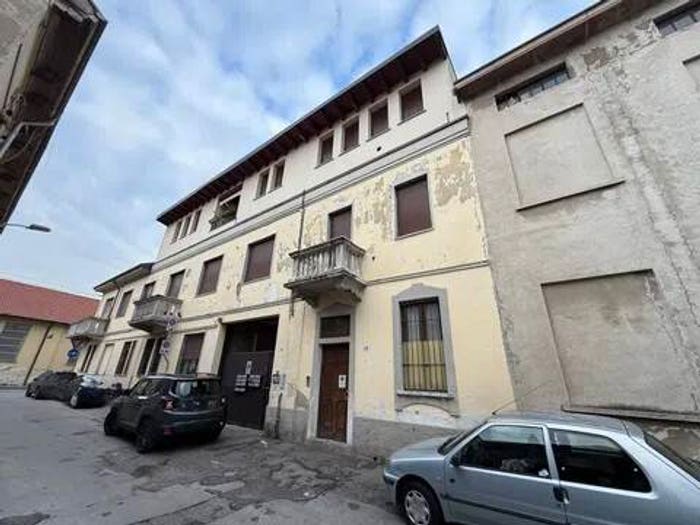 Appartamento quadrilocale in vendita in Via Curtatone E Montanara, Centro Storico, Lissone