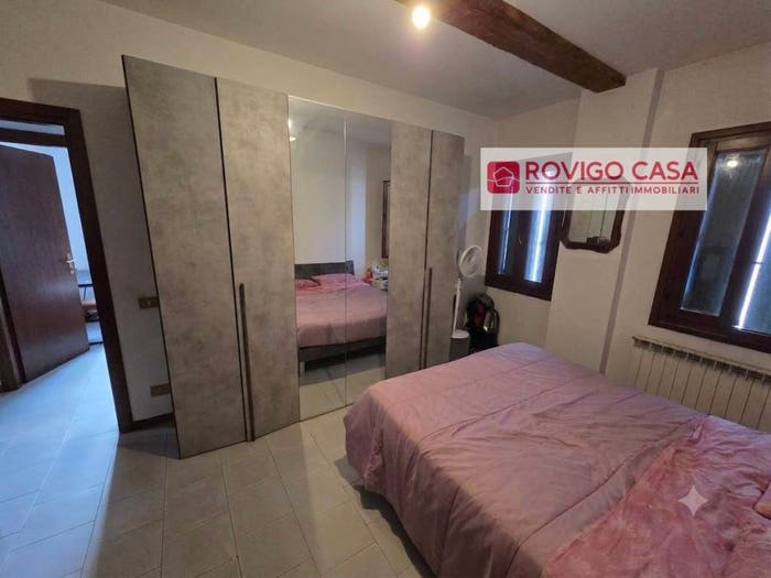 Appartamento con 5 locali in vendita in via quadrivio del popolo, Centro, Arquà Polesine