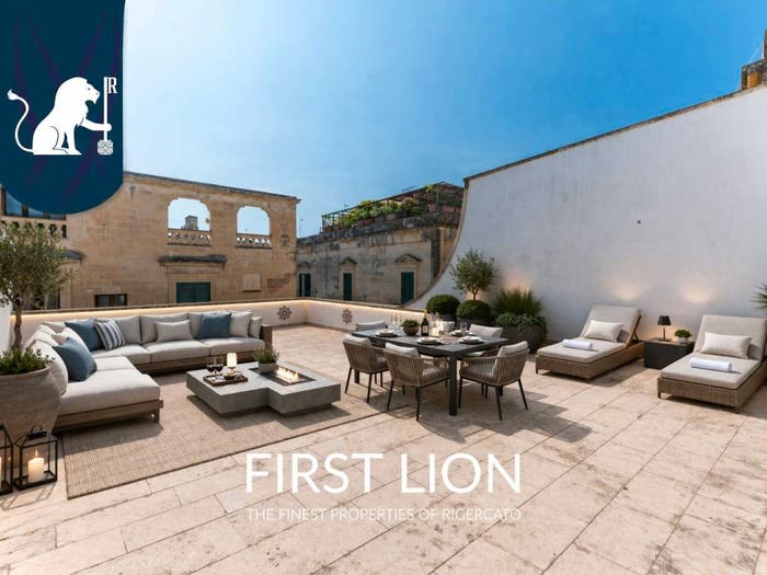 Appartamento quadrilocale in vendita in Via Antonello Coniger, Centro Storico, Lecce