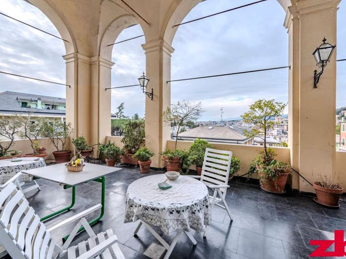 Appartamento con 6 locali in vendita in Via Romana di Quarto, Quarto, Genova