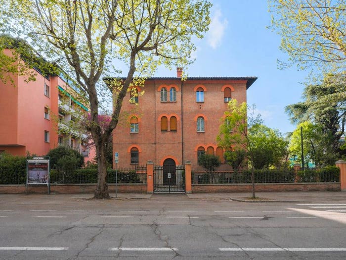 Appartamento trilocale in vendita in Via Laura Bassi Veratti, Murri, Bologna