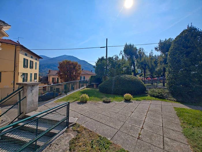 Appartamento bilocale in vendita in Via Camillo Benso di Cavour, Ramponio Verna, Alta Valle Intelvi