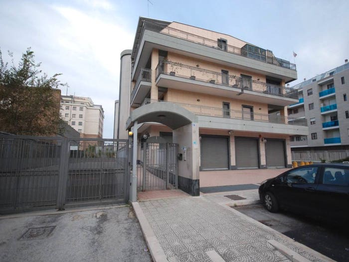 Appartamento trilocale in vendita in Corso del Mezzogiorno, Vigili del Fuoco, Foggia