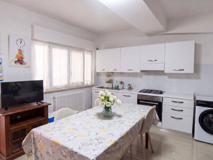 Appartamento con 6 locali in vendita in Via delle Grazie, Le Grazie, Ancona