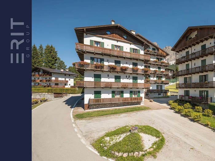 Appartamento quadrilocale in vendita in Via Verocai, Centro, Cortina d'Ampezzo