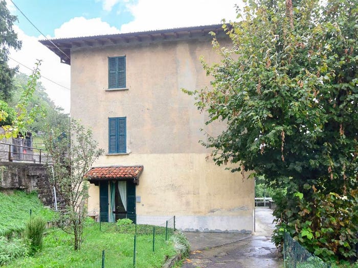 Appartamento trilocale in vendita in Via per Piazza Santo Stefano, Maslianico