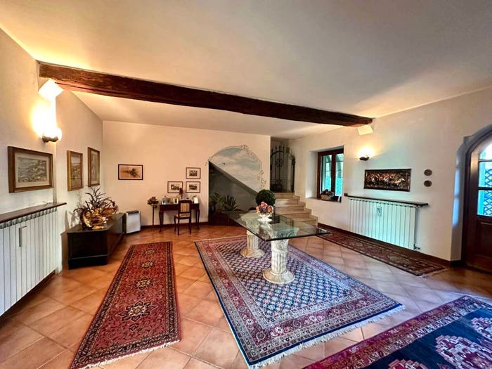 Casa con 6 locali in vendita in via Albera, San Vigilio, Concesio