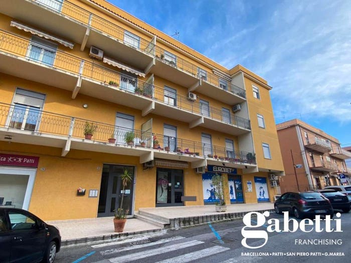 Appartamento quadrilocale in vendita in Corso Matteotti, Centro, Patti