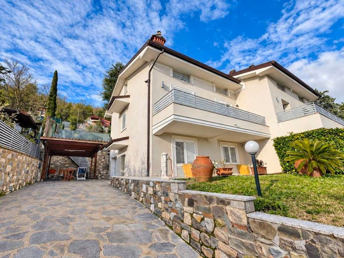 Casa con 6 locali in vendita in Via di Bruceto, Schignano, Vaiano