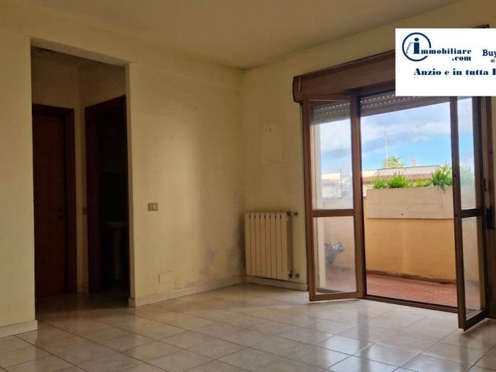 Appartamento trilocale in vendita in Via Santa Lucia Filippini, Centro, Nettuno