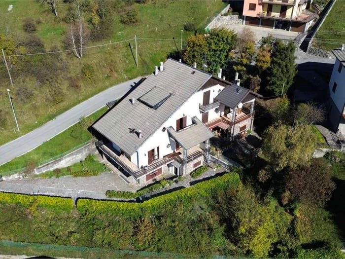 Casa con 5 locali in vendita in Via Italia, Centro, Fuipiano Valle Imagna