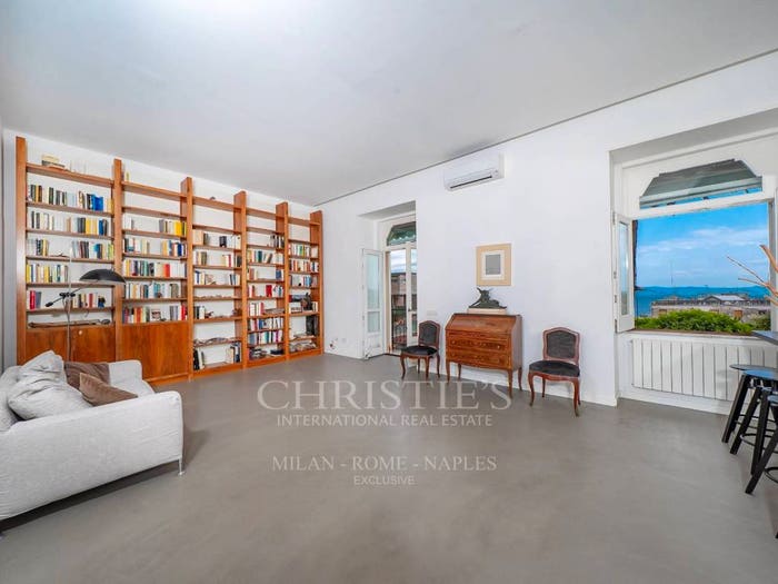 Appartamento quadrilocale in vendita in Viale Maria Cristina di Savoia, Mergellina Piedigrotta, Napoli