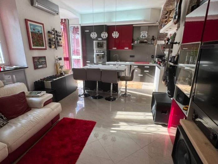 Appartamento bilocale in vendita in Via San Quirico, Pontedecimo, Genova