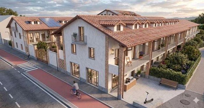 Appartamento quadrilocale in vendita in Via Novegro, Area Novegro, Segrate