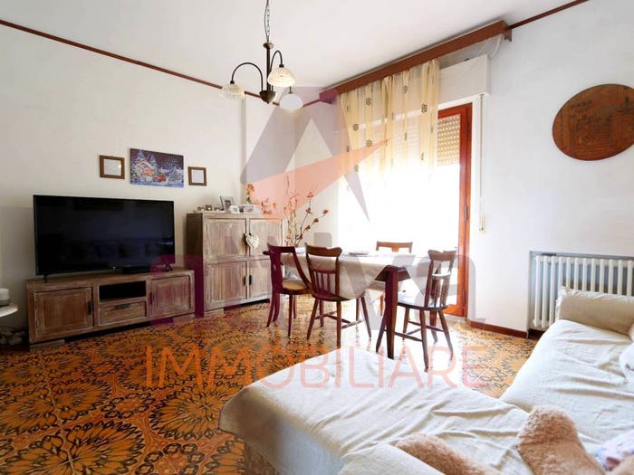 Appartamento con 5 locali in vendita in Via R Murri, Centro, Castelfidardo