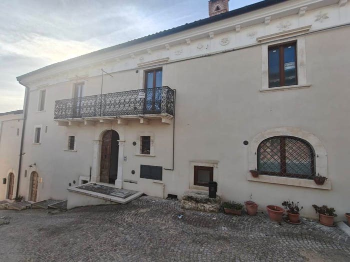 Casa trilocale in vendita in Via Settembre, Centro, Prata d'Ansidonia