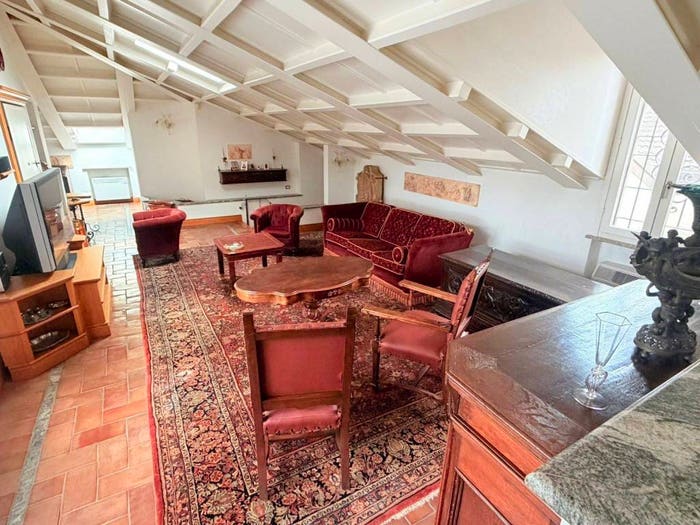 Appartamento con 6 locali in vendita in Via Roma, Centro, Mortara